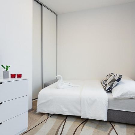 Harfa Apartments プラハ エクステリア 写真