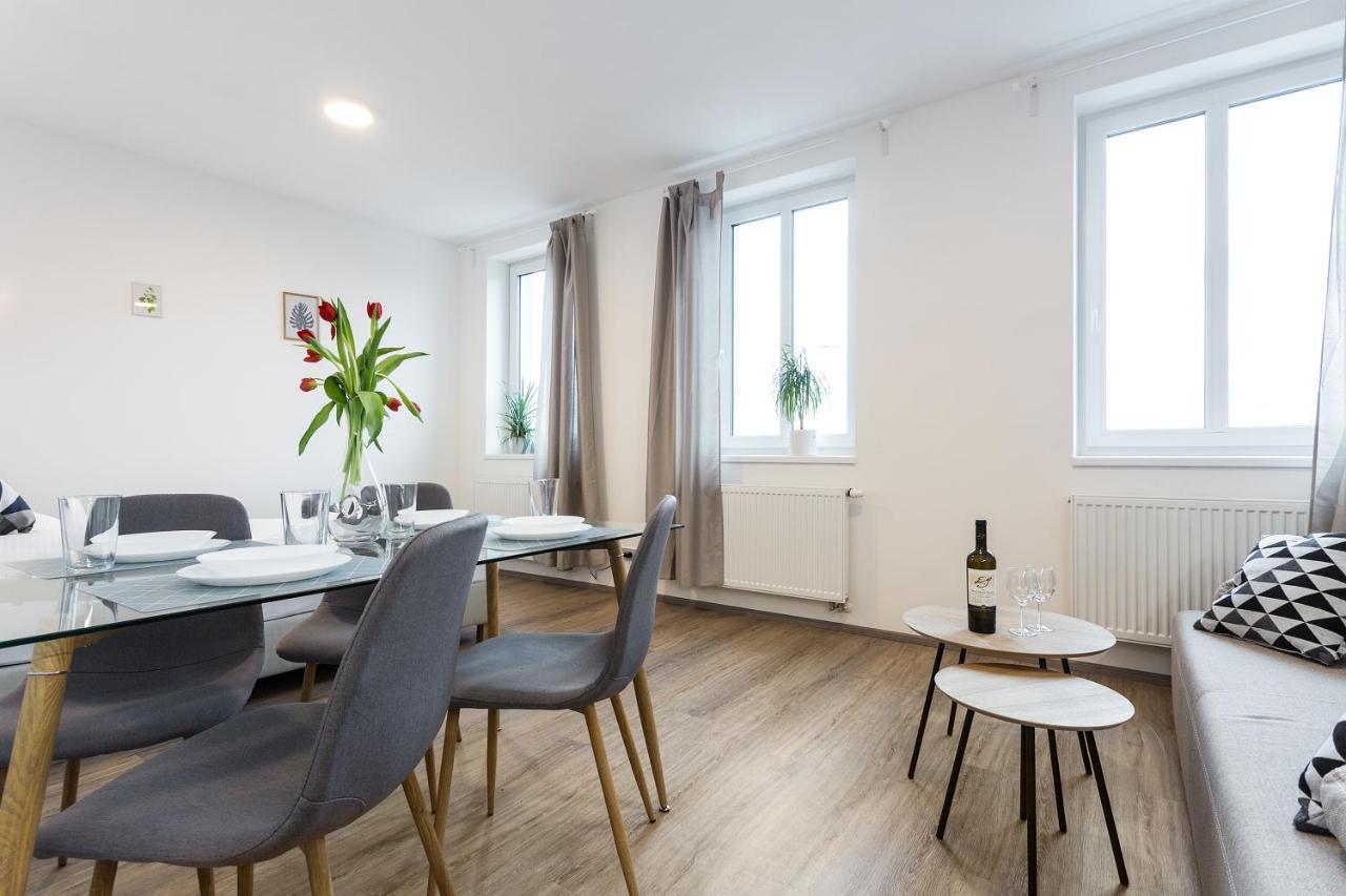 Harfa Apartments プラハ エクステリア 写真