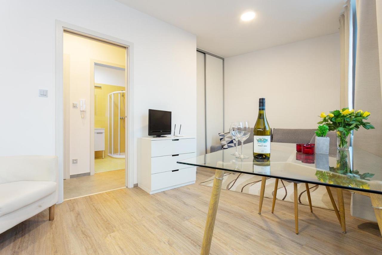 Harfa Apartments プラハ エクステリア 写真