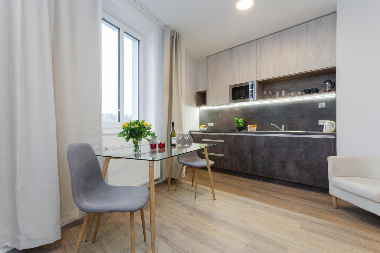 Harfa Apartments プラハ エクステリア 写真